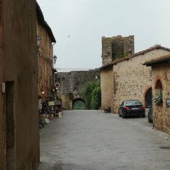 Monteriggioni (Si)