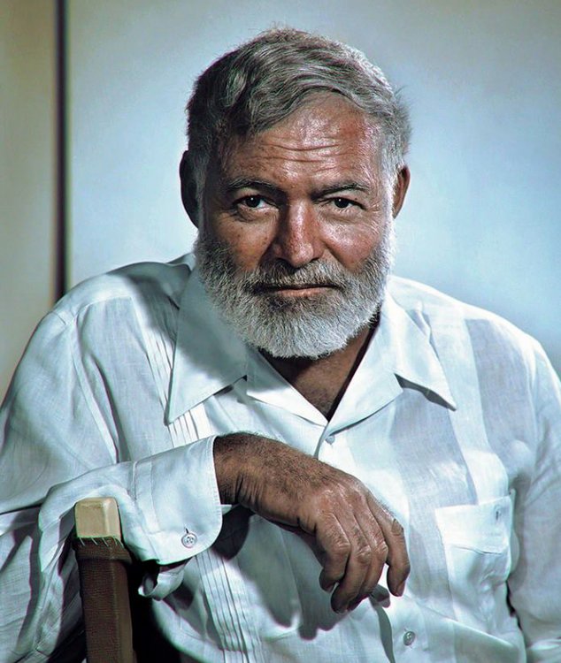 Ernest Hemingway (1957).jpe