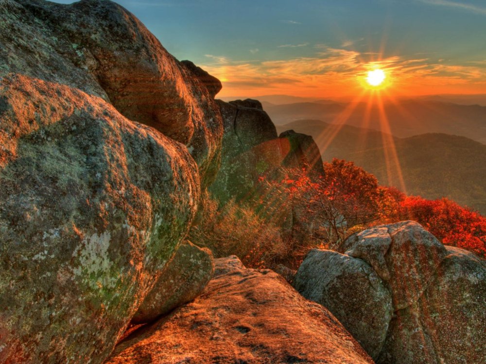 Sunrise-beautiful-brillant-mountains-sun-sunlights-sunrise-2560X1600-1600x1200.jpg